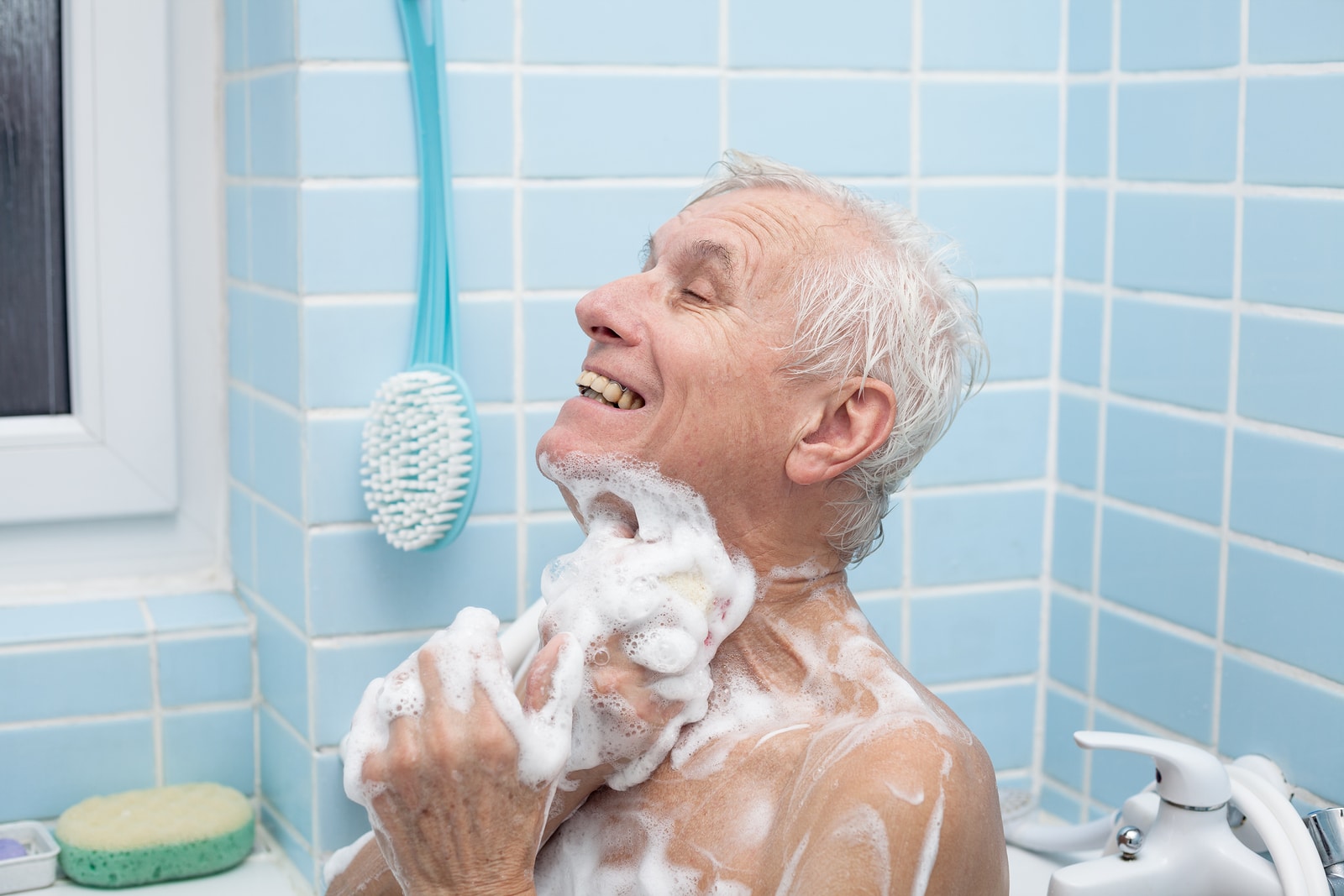 Senior Care in Oakwood GA: Senior Bathing Solutions